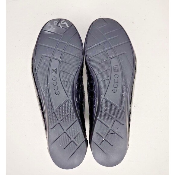 ECCO Dress Shoes/Loafers Black EU 36 Croc Print. EUC DRIVING MOC 5.5 EUC - Picture 7 of 7